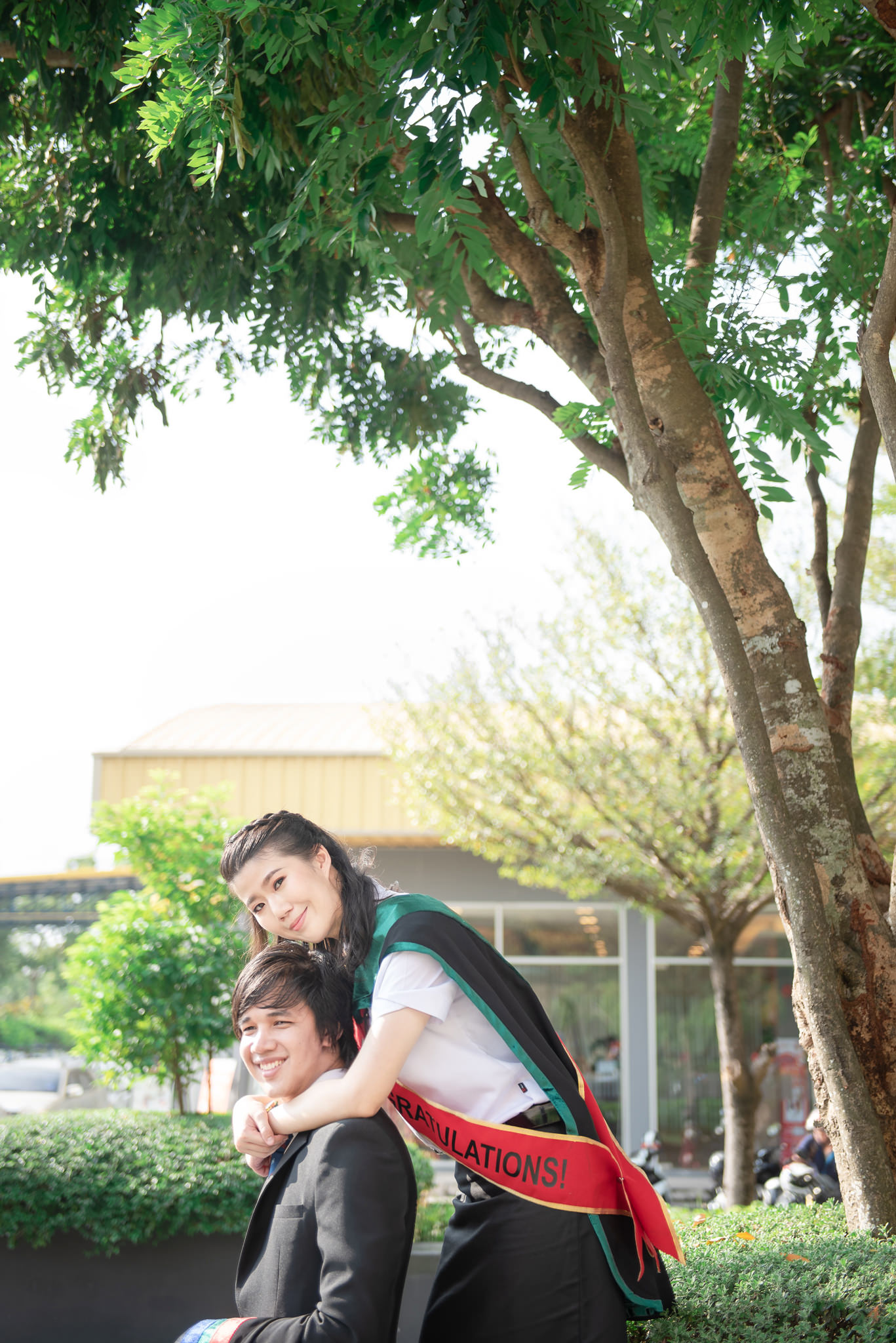 ถ่ายรูปรับปริญญามหาวิทยาลัยเทคโนโลยีมหานคร 01