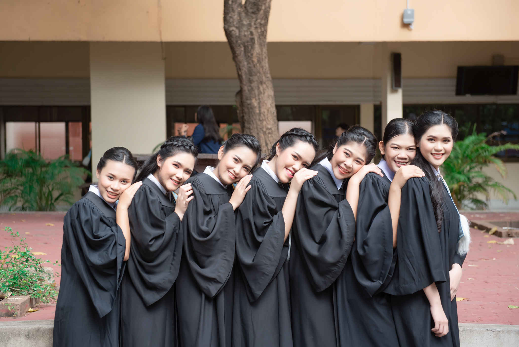 รับถ่ายรูปงานรับปริญญามหาวิทยาลัยรัตนบัณฑิต