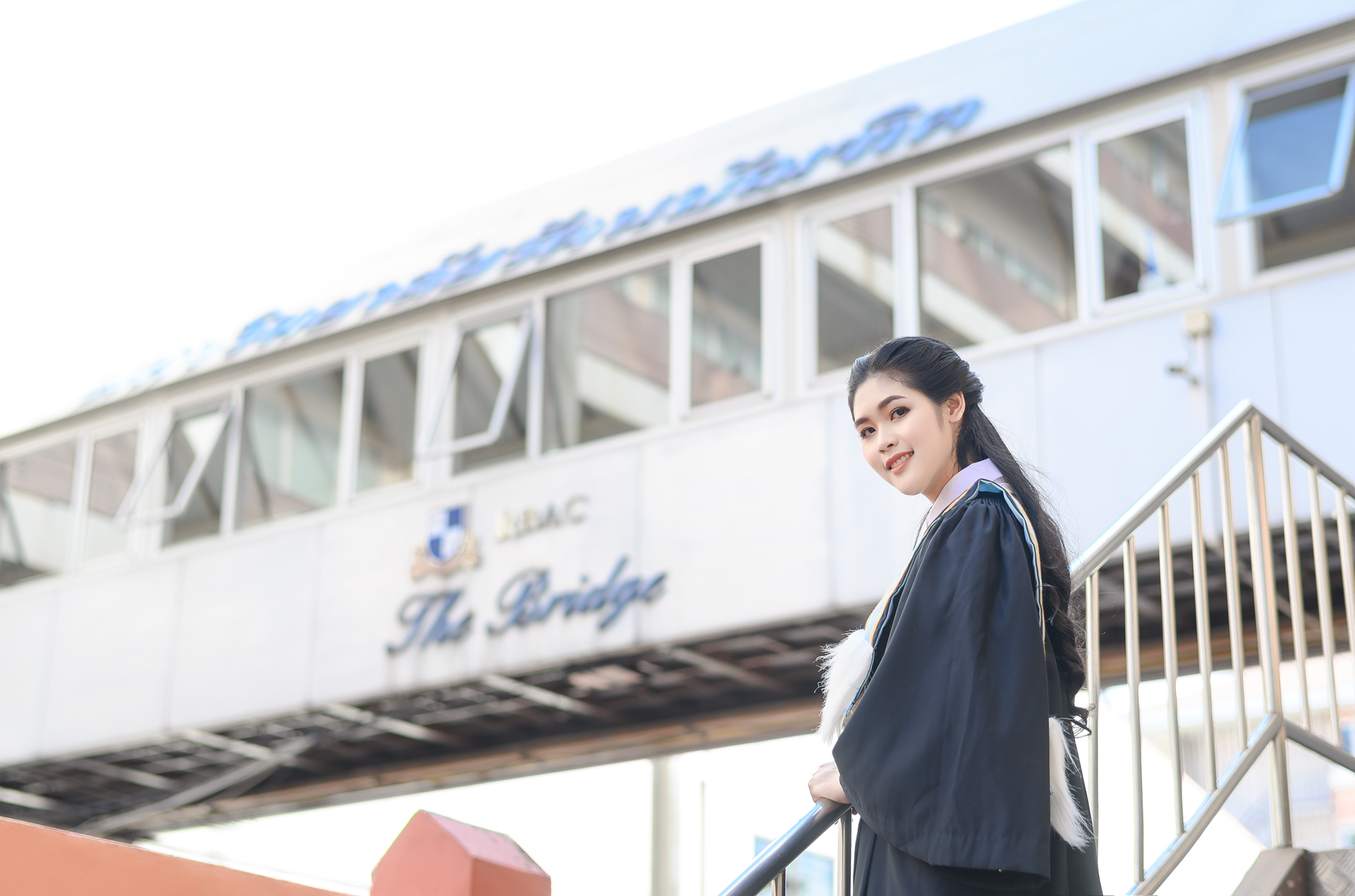 รับถ่ายรูปงานรับปริญญามหาวิทยาลัยรัตนบัณฑิต