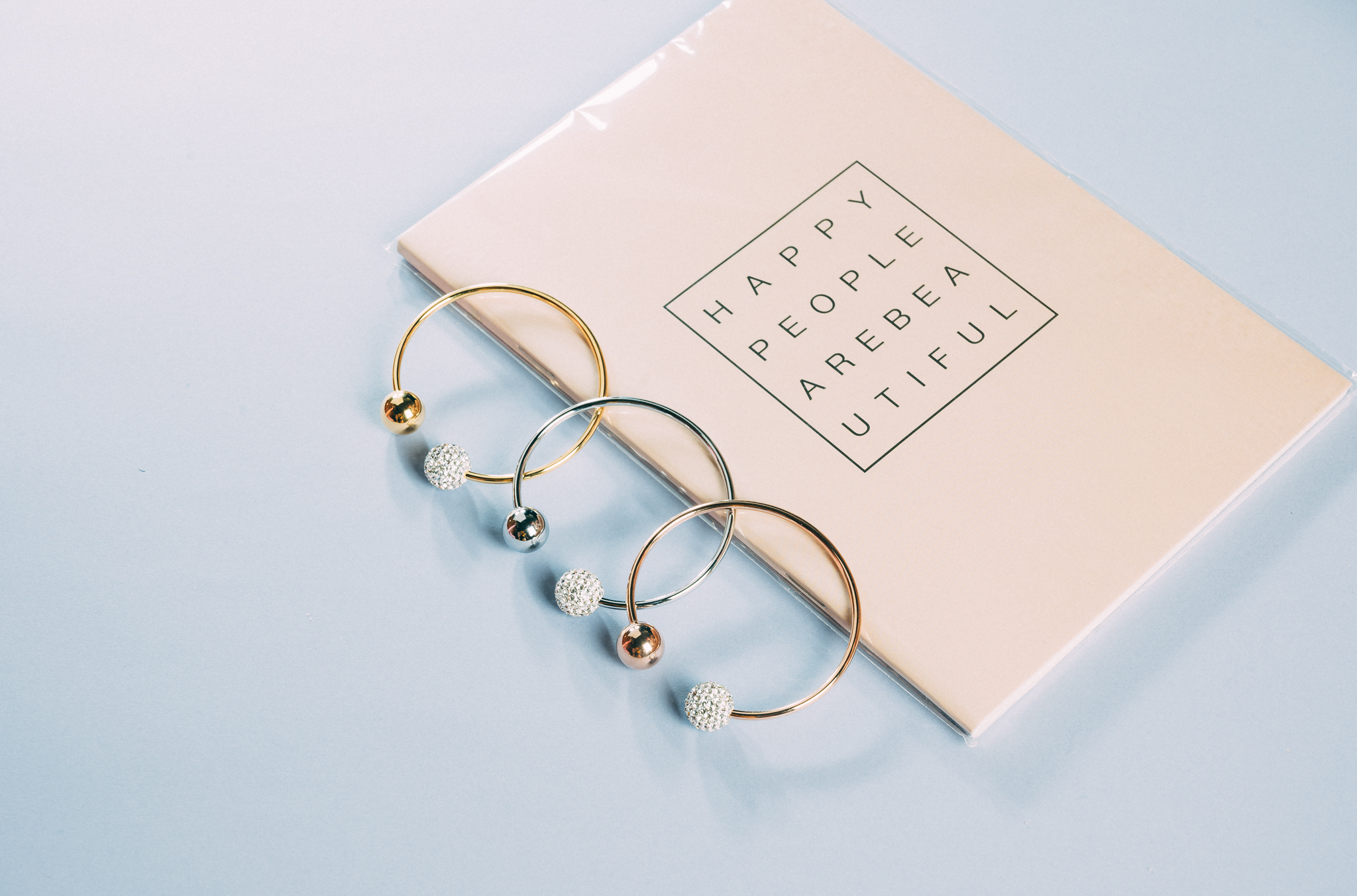 กำไล และ เครื่องประดับ ต่างๆ